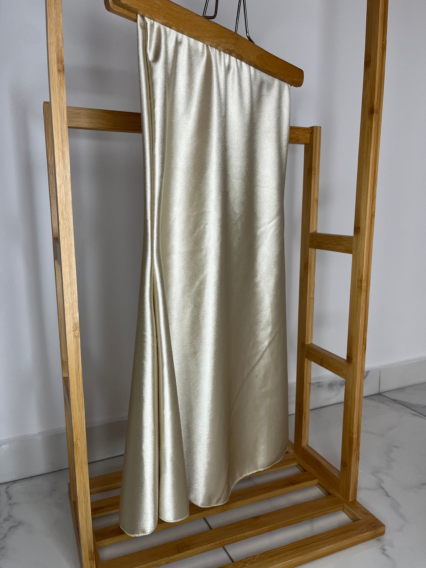 Jupe longue satinée